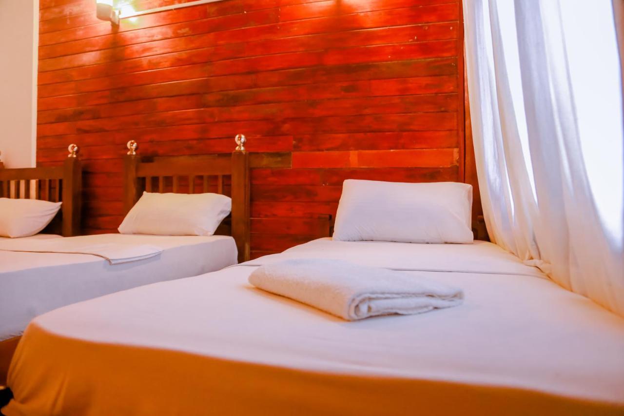 Coral Beach Hotel Mirissa Dış mekan fotoğraf