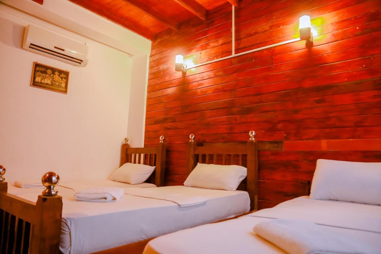 Coral Beach Hotel Mirissa Dış mekan fotoğraf