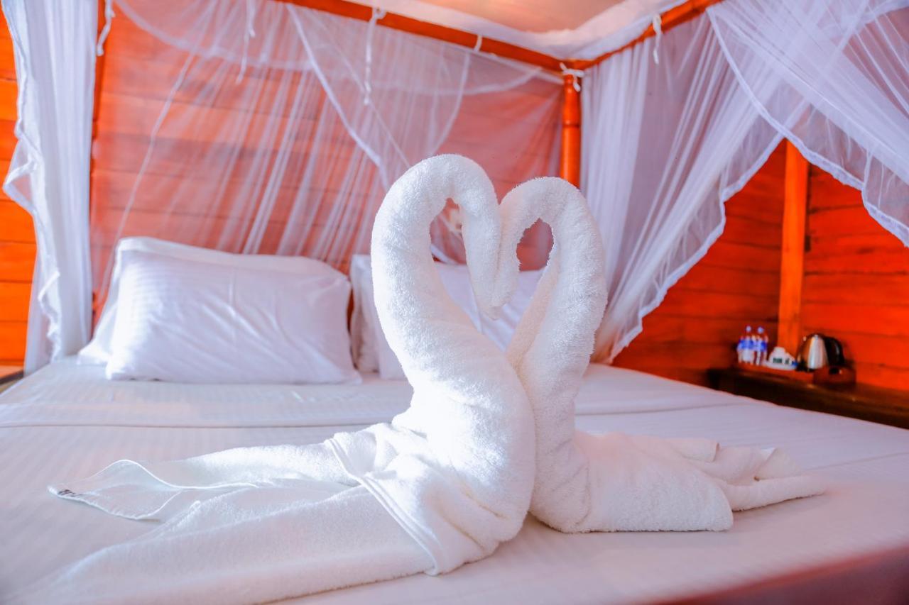 Coral Beach Hotel Mirissa Dış mekan fotoğraf