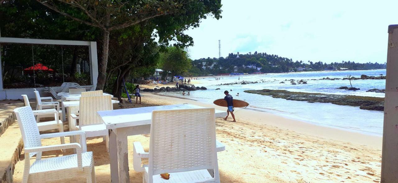Coral Beach Hotel Mirissa Dış mekan fotoğraf